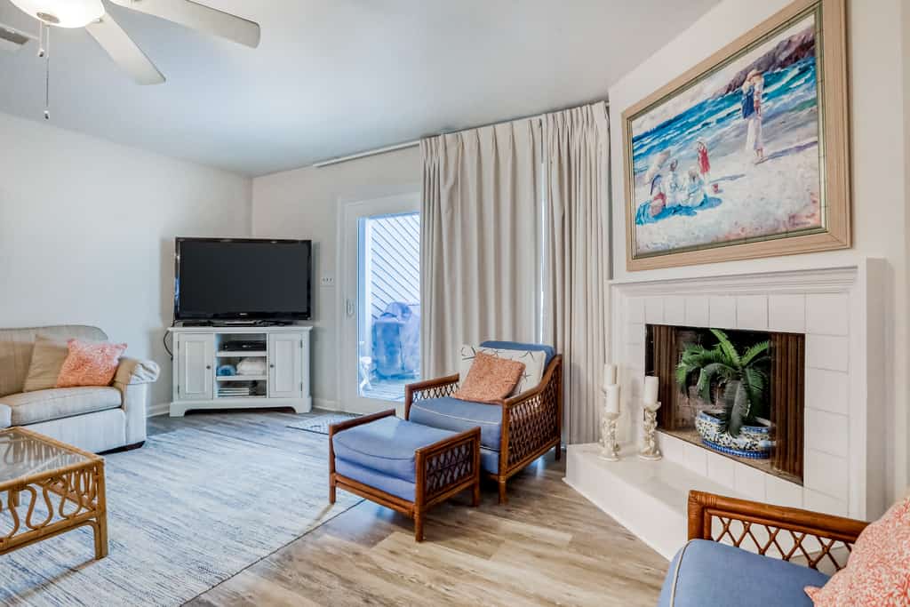 Captain's Quarters