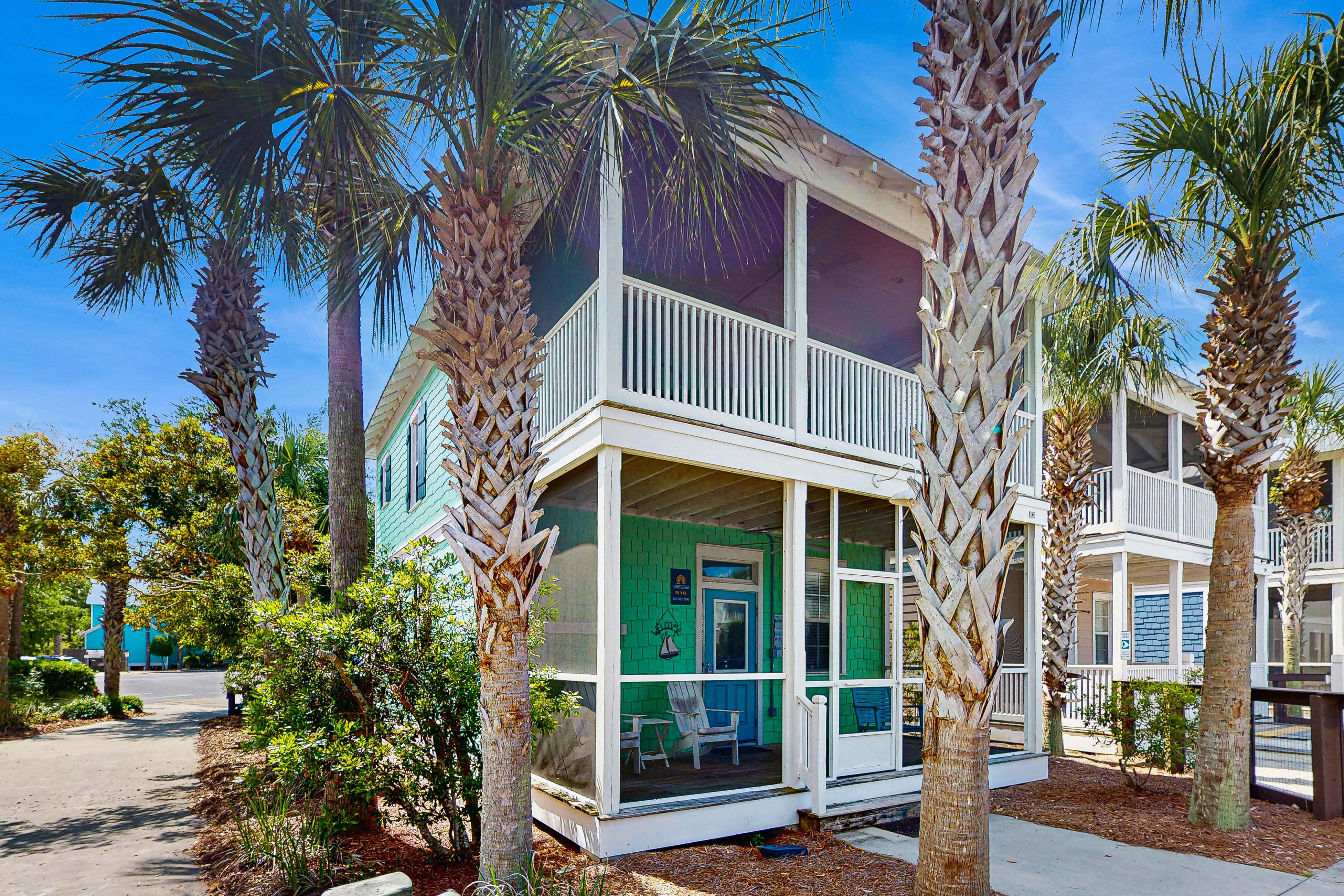 Welcoming Cottage with Hot Tub - 1 Mile to Windmark Beach
