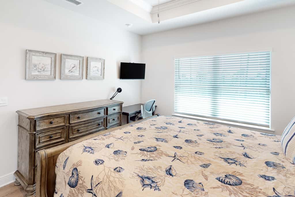 Set Your Sails! Charming house in Port Saint Joe with pool and playground access