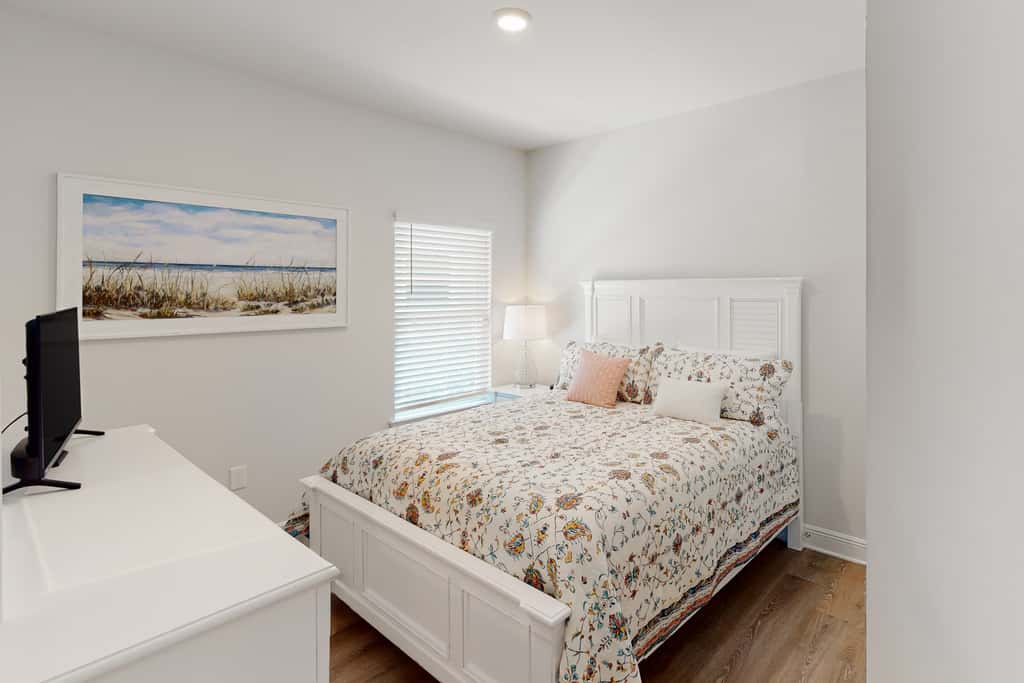 Set Your Sails! Charming house in Port Saint Joe with pool and playground access