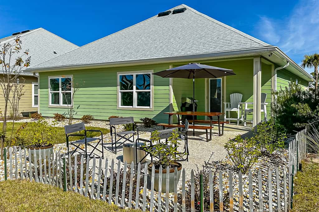 Set Your Sails! Charming house in Port Saint Joe with pool and playground access