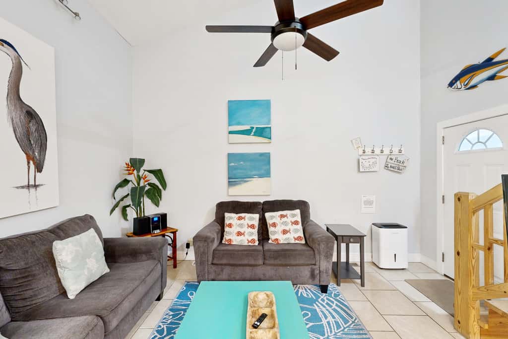 Classic Beach Condo with a Shared Pool, Loft, & Grill - Walk to the Beach