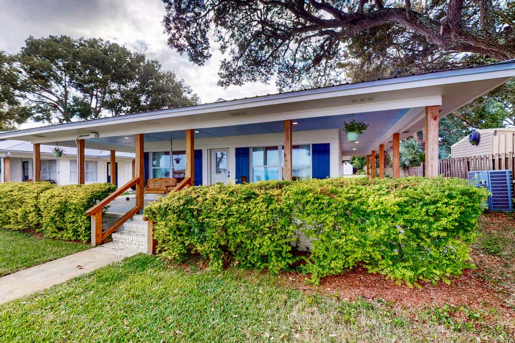 Wards Family Cottages - Master