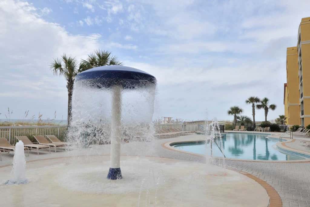 5th Floor Condo with Pools Onsite, Nearby Activities, Shops, Restaurants