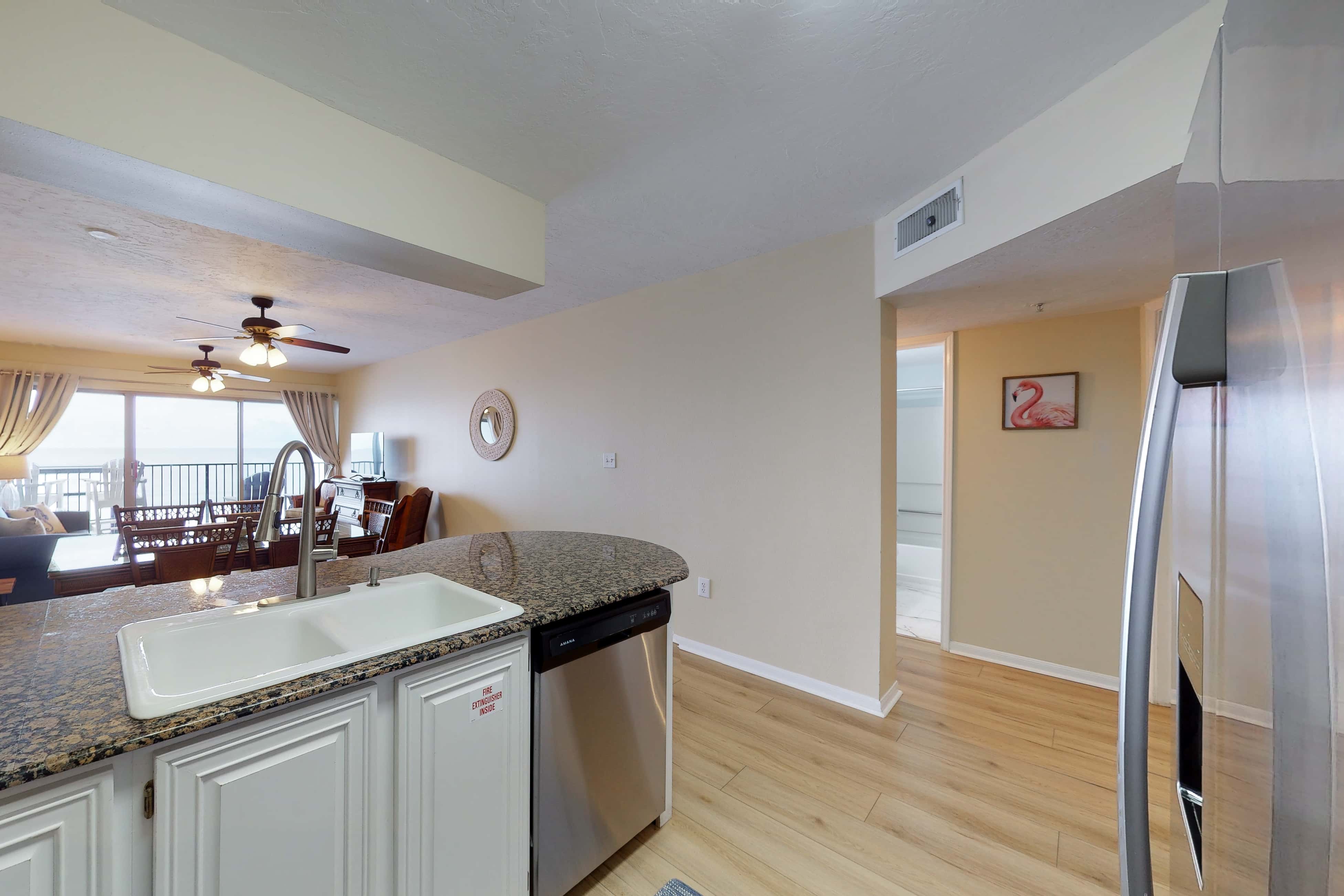 Beautiful Gulf-front Condo with a Community Pool and Seasonal Beach Service
