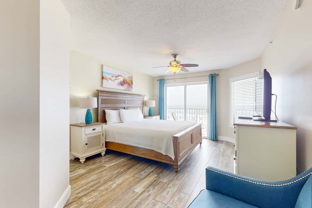 Gulf Dunes 317 - Relaxing oceanfront escape with fitness center, shared pool & views