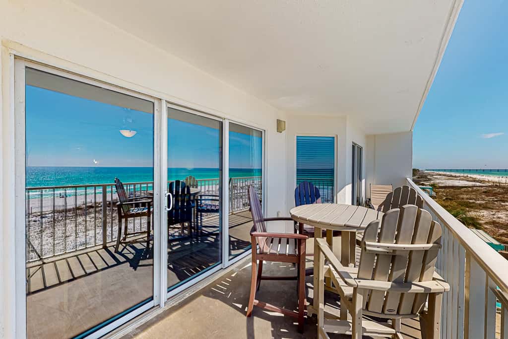 Gulf Dunes 317 - Relaxing oceanfront escape with fitness center, shared pool & views