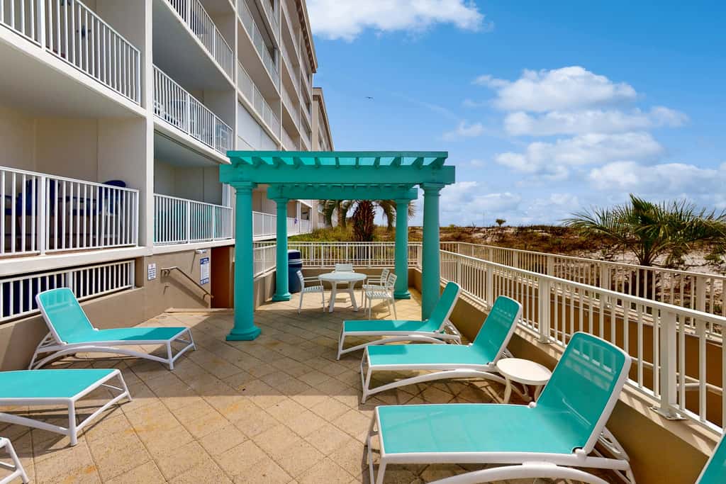 Gulf Dunes 317 - Relaxing oceanfront escape with fitness center, shared pool & views