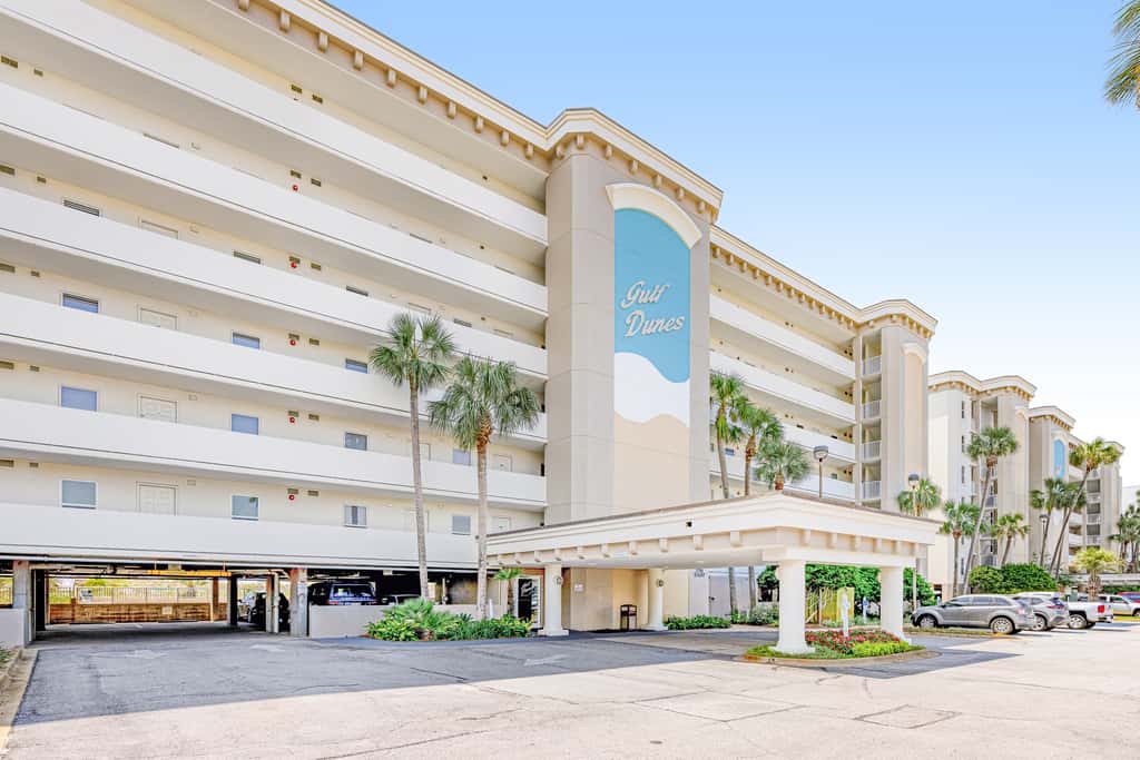 Gulf Dunes 317 - Relaxing oceanfront escape with fitness center, shared pool & views