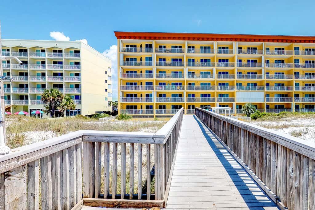 Gulf Dunes 317 - Relaxing oceanfront escape with fitness center, shared pool & views