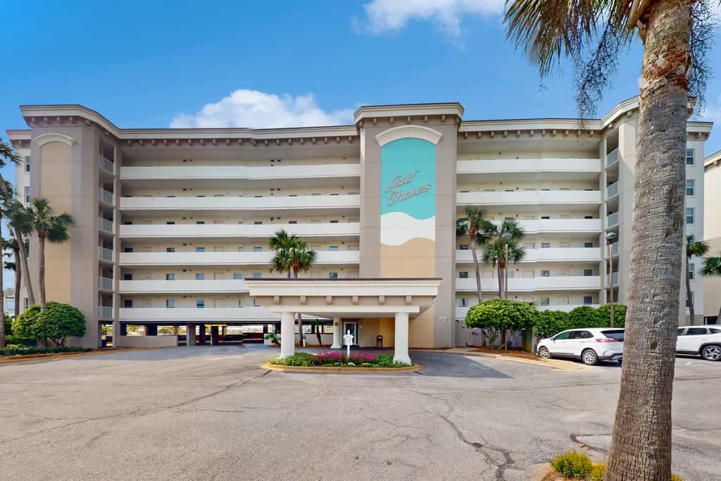 Gulf Dunes 317 - Relaxing oceanfront escape with fitness center, shared pool & views
