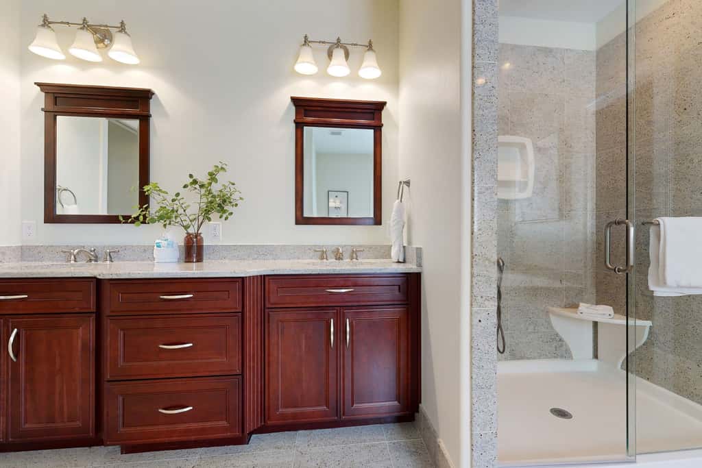 Lovely house with private saltwater pool & screened lanai - snowbird-friendly