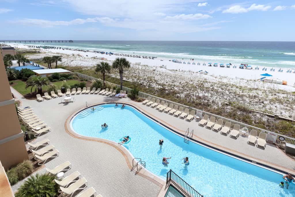 Gulf Front Condo Pools Onsite, Nearby Activities, Shops & Restaurants