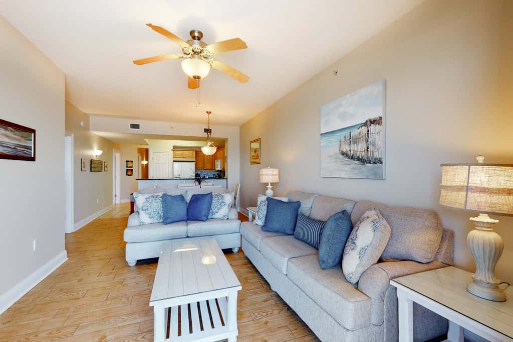 3rd Floor Amazing Condo w Gulf-Front Balcony, On-Site Pool, On The Beach
