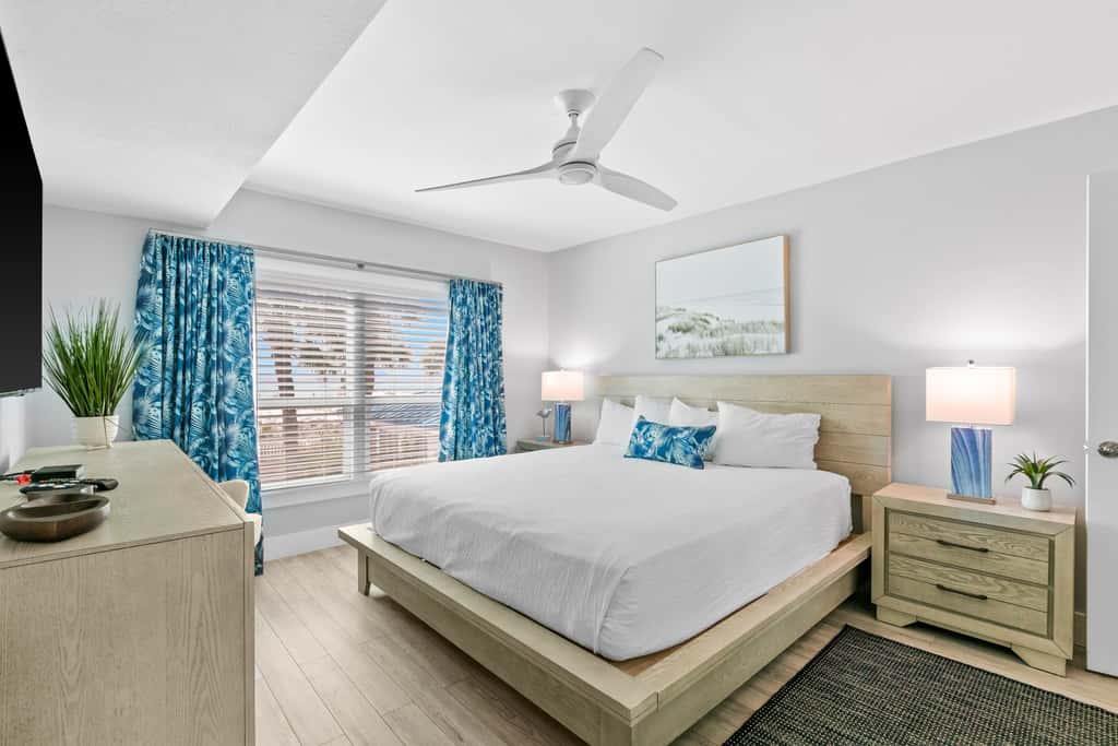 Sunny, beachfront condo with shared pool, free WiFi, & Gulf views