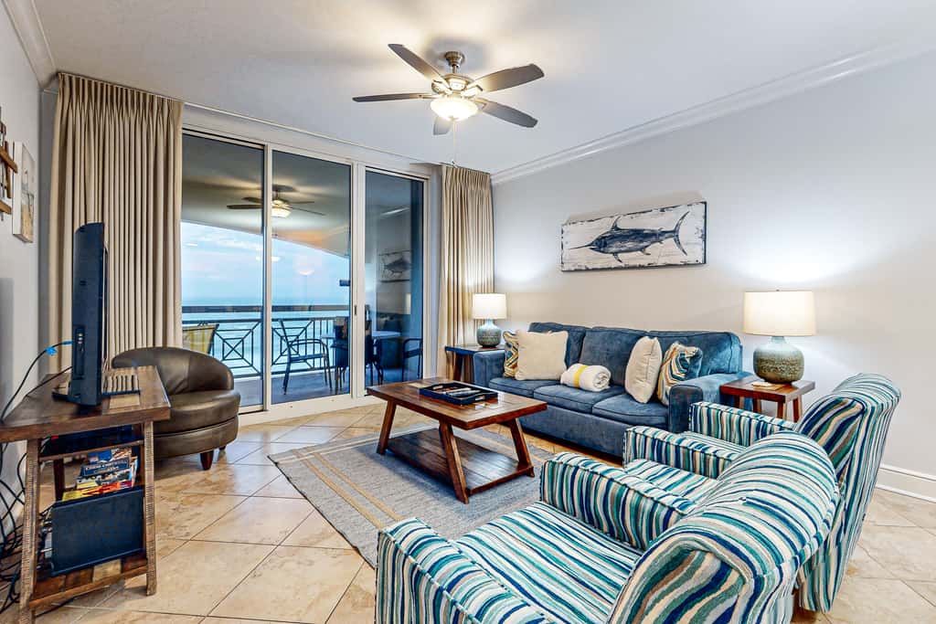 Gulf Front Condo Pools Onsite, Nearby Activities, Shops, Restaurants