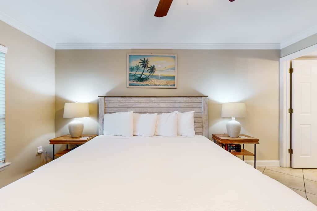 Amazing Gulf-Front View On Okaloosa Island, On-Site Pool, Walk-In Shower