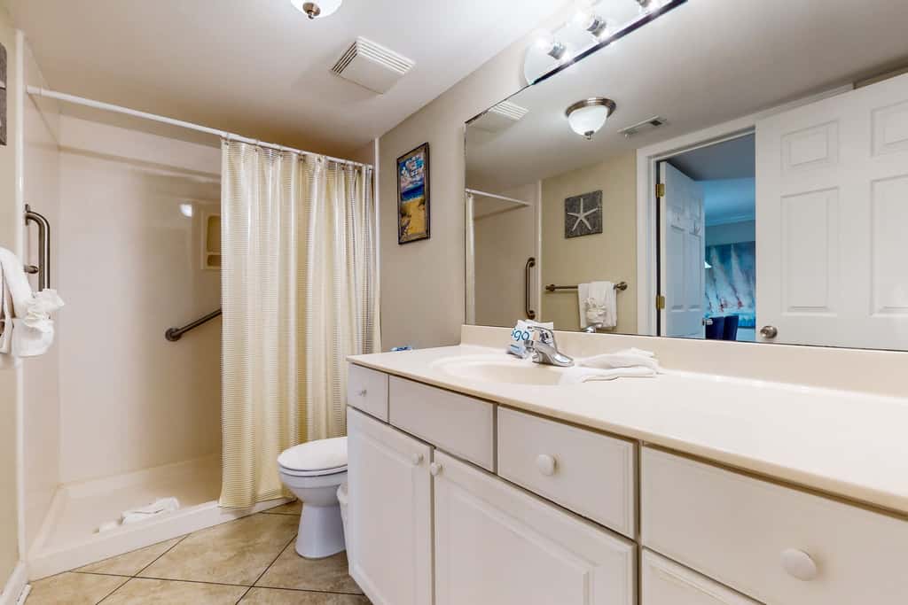 Amazing Gulf-Front View On Okaloosa Island, On-Site Pool, Walk-In Shower