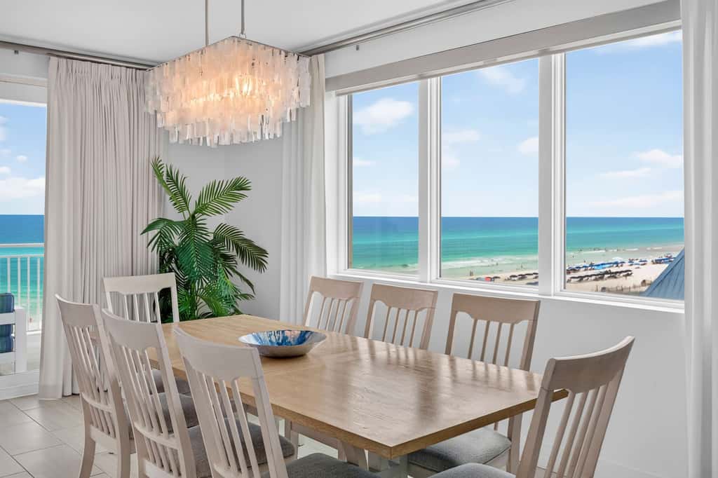 Blu 507 - Luxurious gulf front condo with private balcony, shared pool & beach access