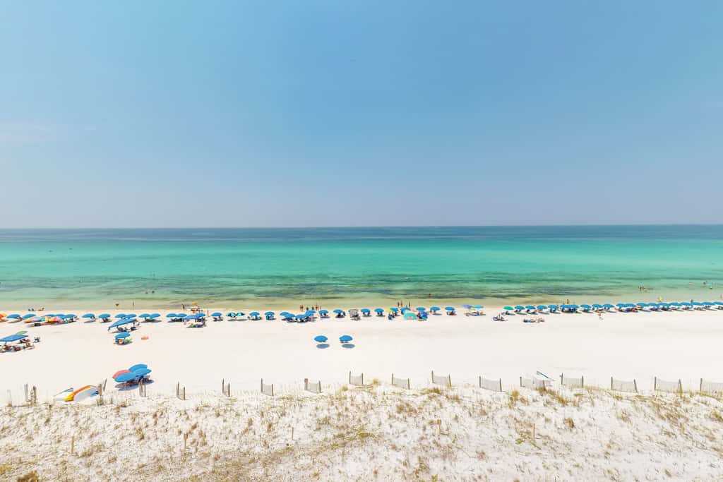 Seventh floor Gulf-front suite with amazing views, washer&dryer, AC & pool