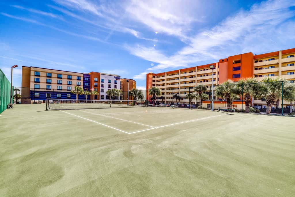 Seventh floor Gulf-front suite with amazing views, washer&dryer, AC & pool