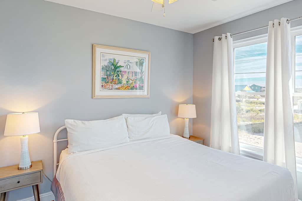 Dog-friendly beach house with a private pool, firepit, AC, & washer&dryer
