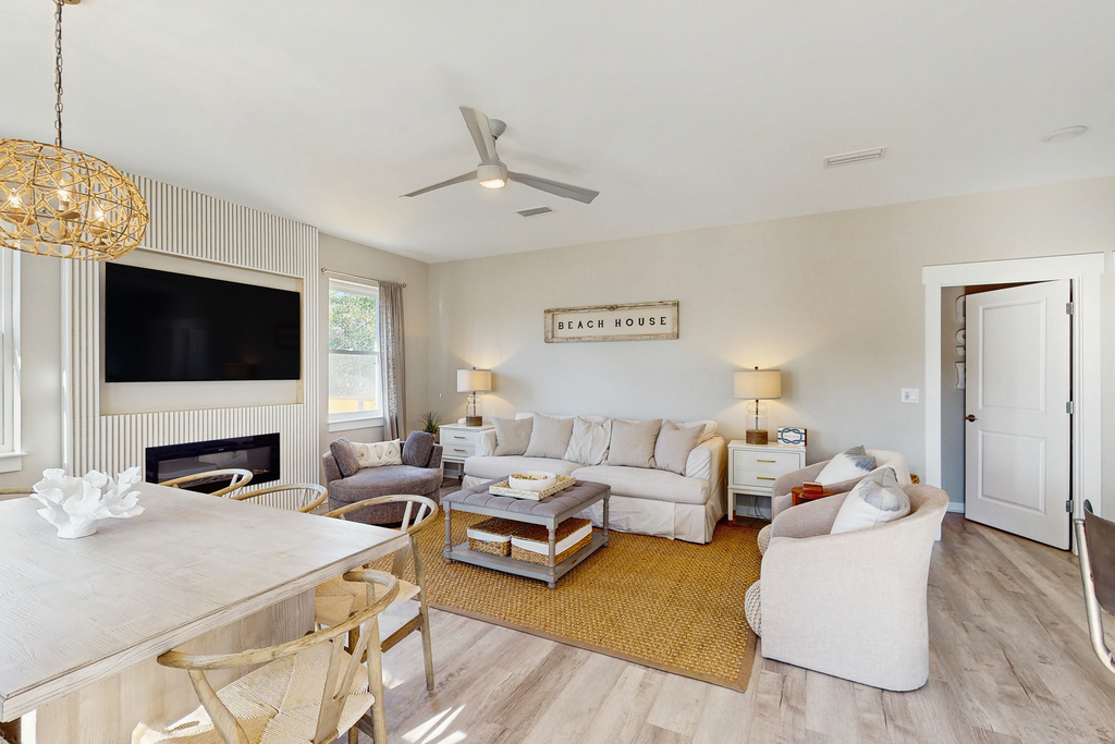 2 King + bunk room beach retreat with open layout, AC, private heated pool, fire pit & grill, 5 minute walk to beach