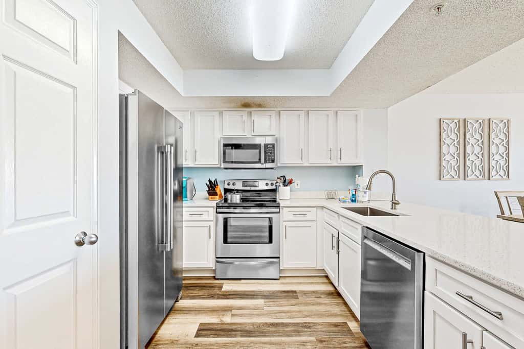 Gulf Dunes 313 - Gulf-front condo with outdoor pool & tennis - short drive to entertainment