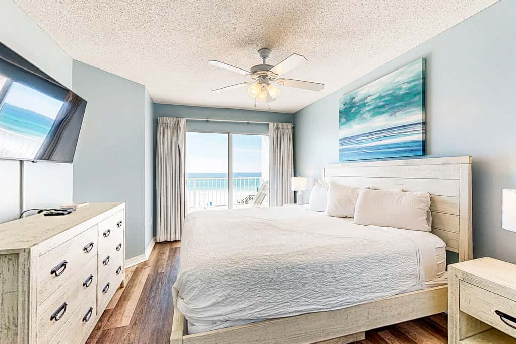 Gulf Dunes 313 - Gulf-front condo with outdoor pool & tennis - short drive to entertainment