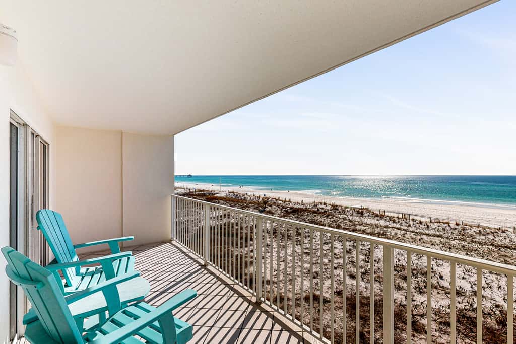 Gulf Dunes 313 - Gulf-front condo with outdoor pool & tennis - short drive to entertainment