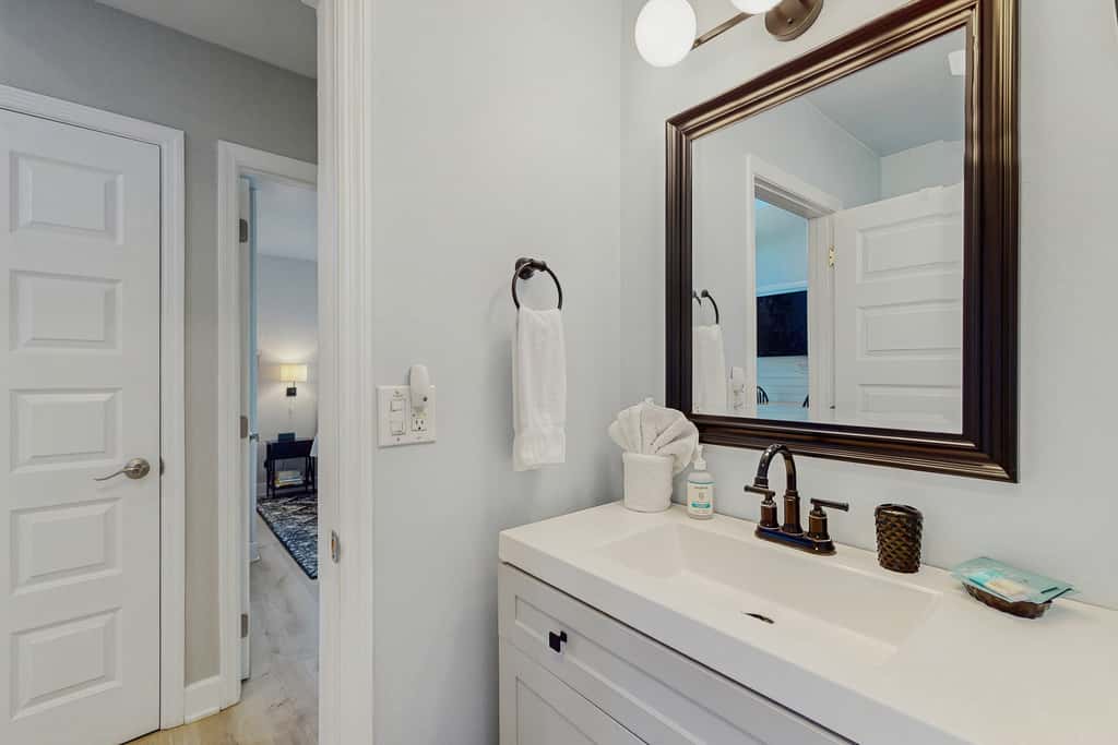 Great, dog-friendly home with Gulf views, shared pool, just steps from the Gulf