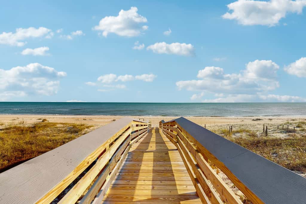 Great, dog-friendly home with Gulf views, shared pool, just steps from the Gulf