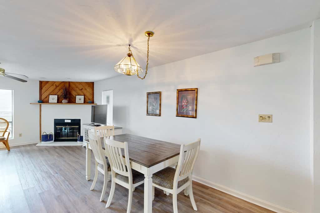 Beachfront Townhome with beach views, deck & more