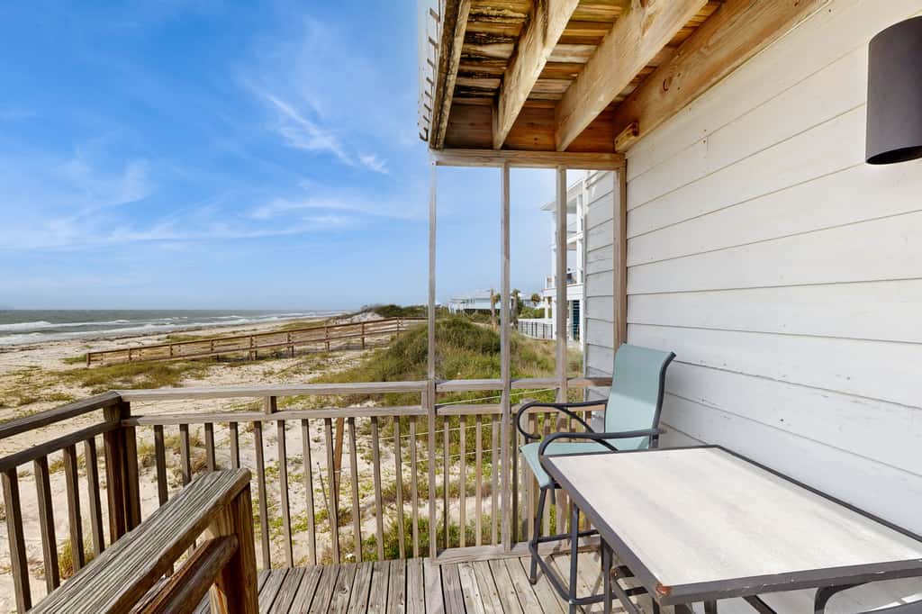 Beachfront Townhome with beach views, deck & more