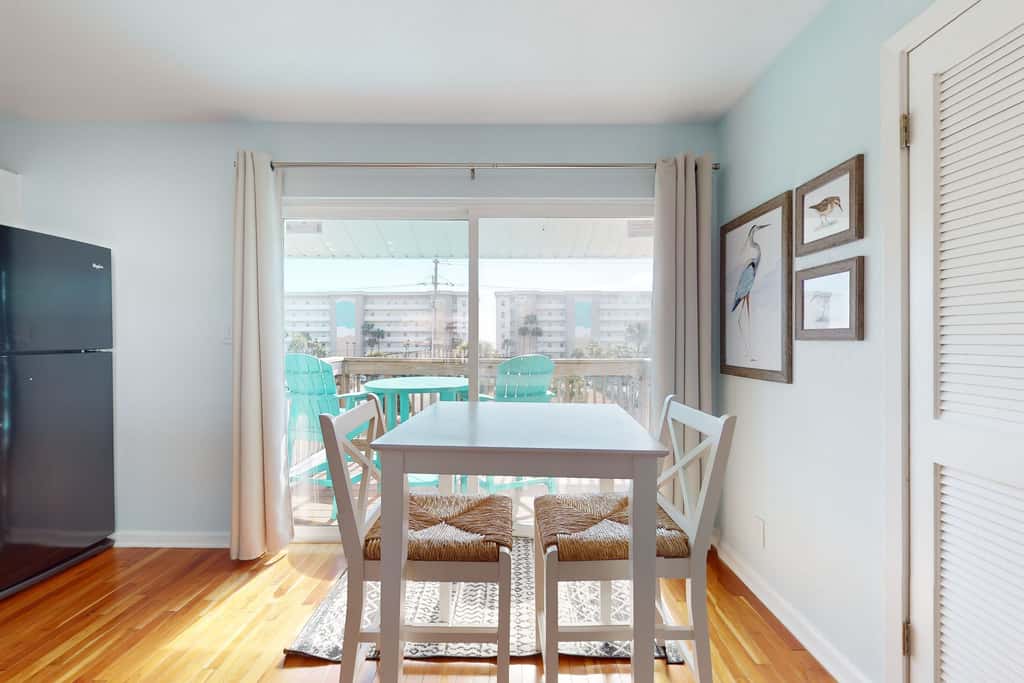 Cozy coastal condo, dog friendly, gulf view and close to beach access