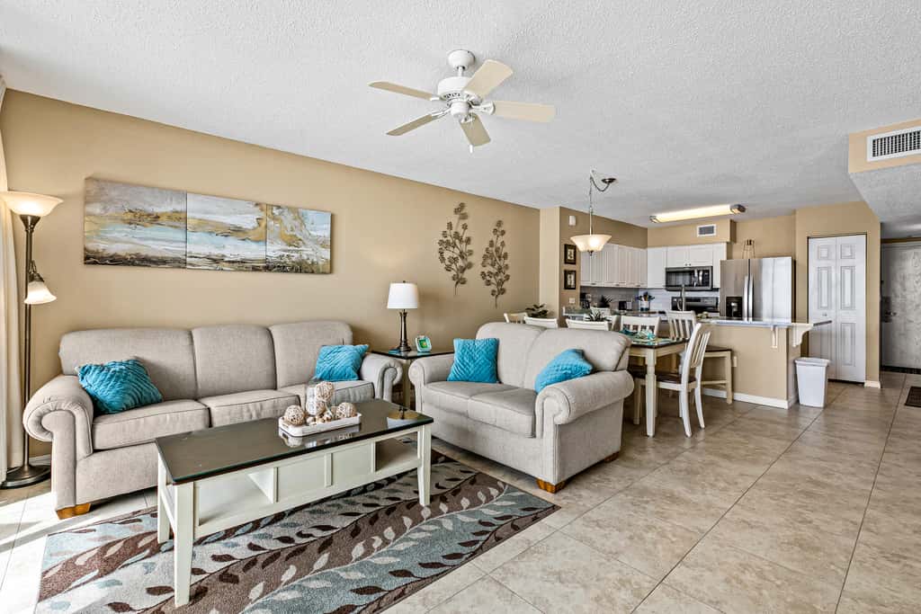 Fifth floor oceanfront condo with pool, ocean view, W/D