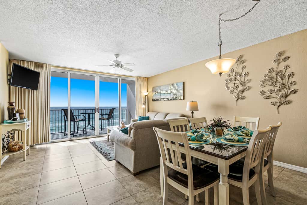 Fifth floor oceanfront condo with pool, ocean view, W/D