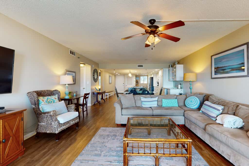 Beachfront condo with Gulf views, pool, tennis, gym, & private balcony