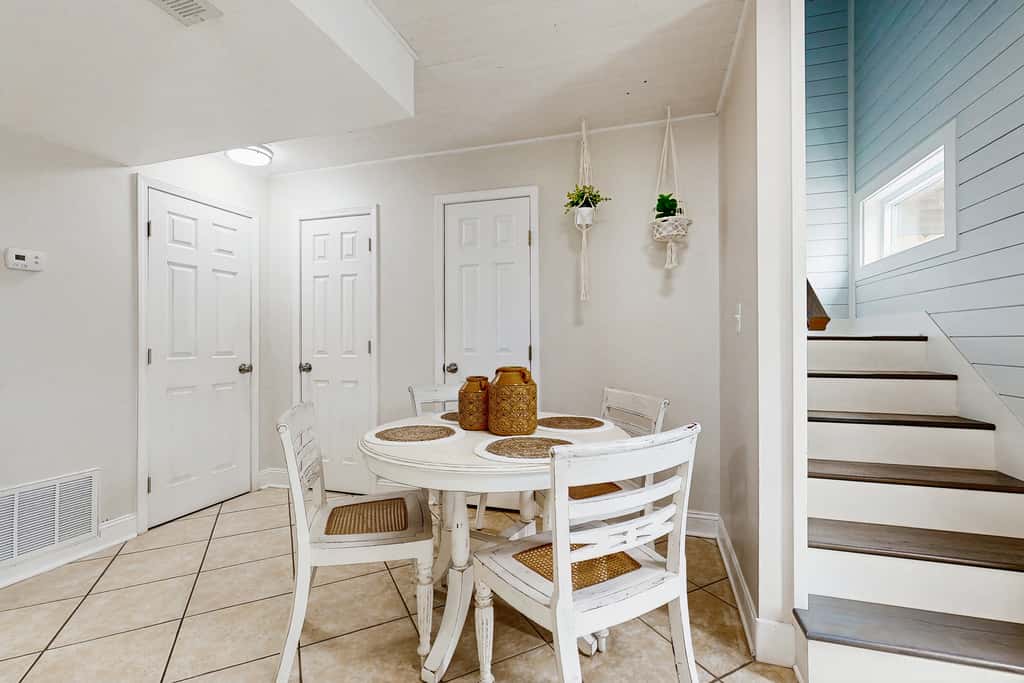 Gorgeous coastal townhome with outdoor space & close to beach
