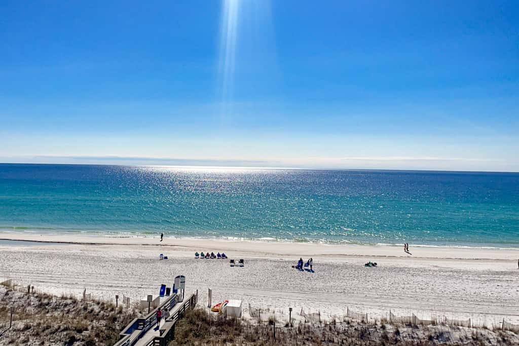 Gorgeous coastal townhome with outdoor space & close to beach