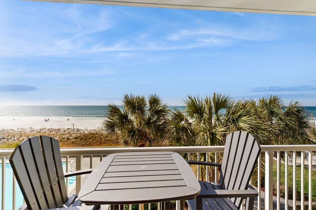 Waters Edge 306