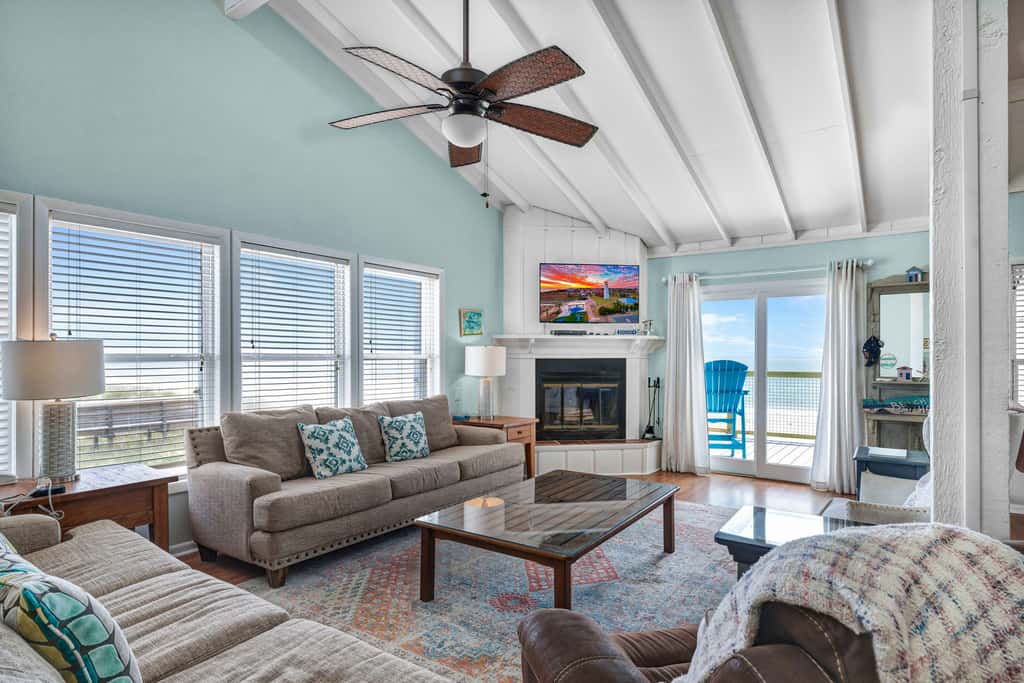 Dog-friendly with Gulf view, pool, balcony, deck, fireplace, central AC, & W&D