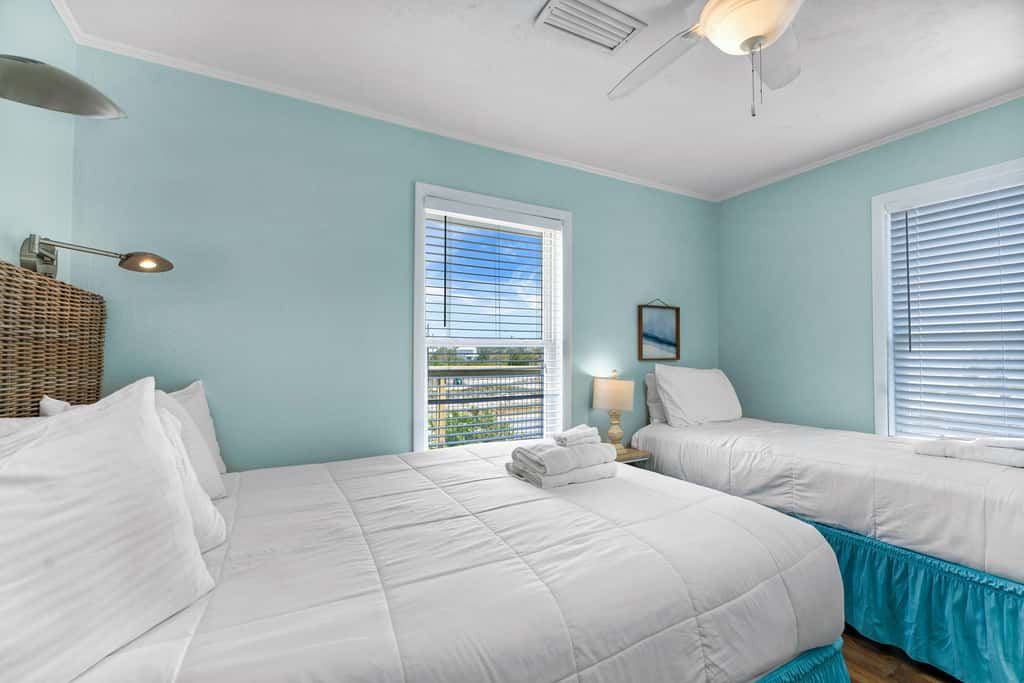 Dog-friendly with Gulf view, pool, balcony, deck, fireplace, central AC, & W&D