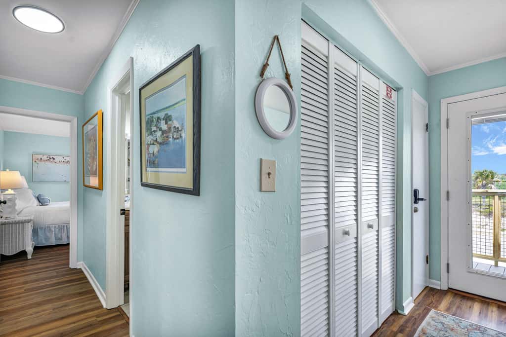 Dog-friendly with Gulf view, pool, balcony, deck, fireplace, central AC, & W&D