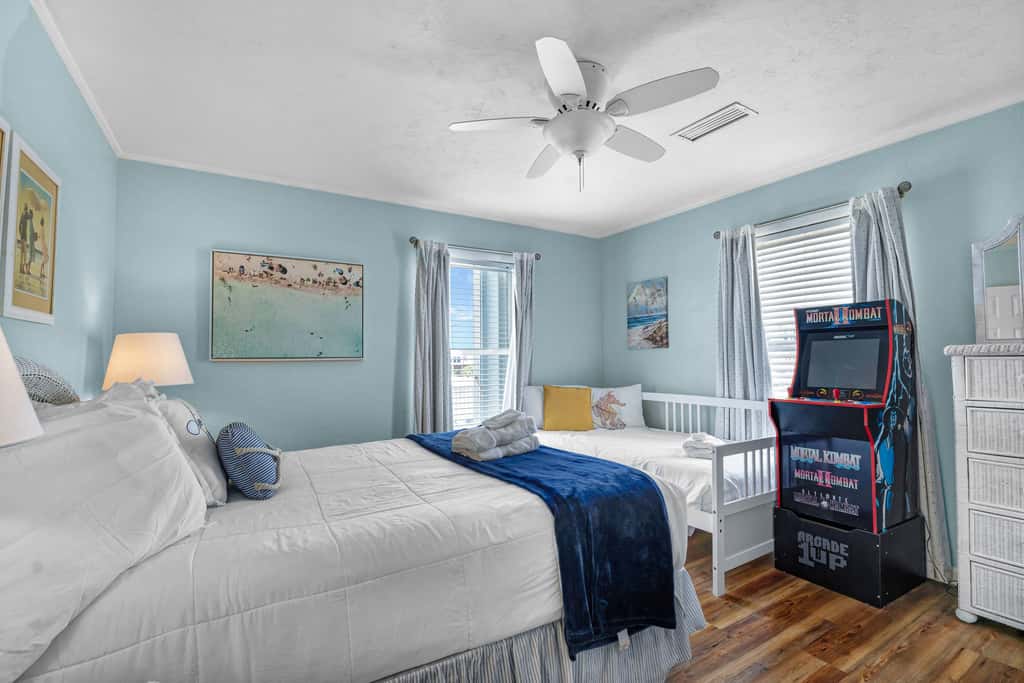 Dog-friendly with Gulf view, pool, balcony, deck, fireplace, central AC, & W&D