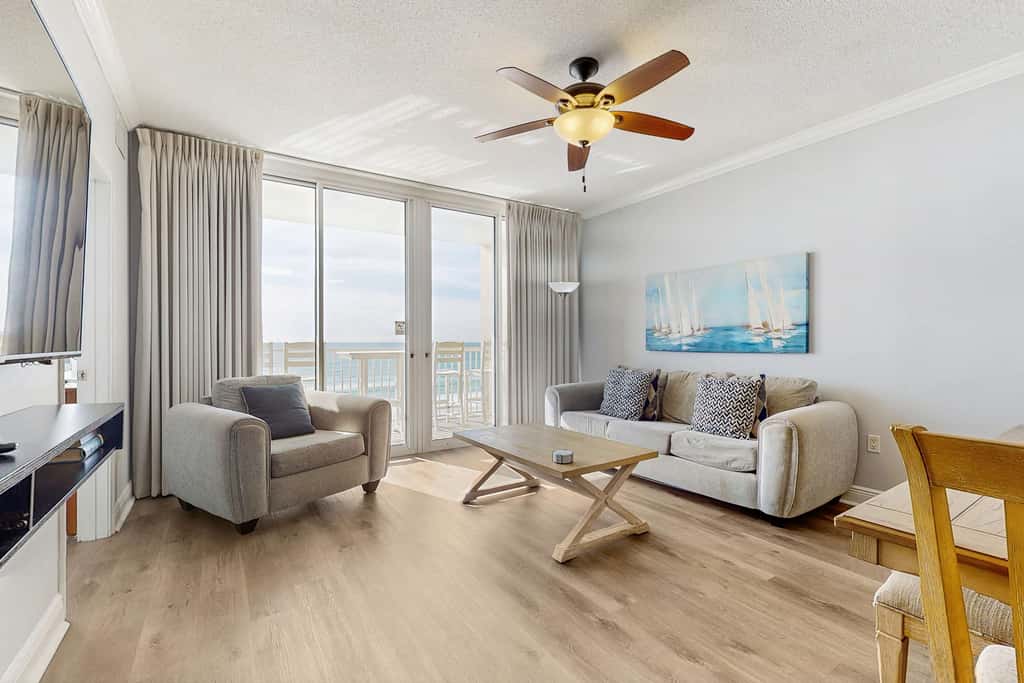 Picturesque Gulf-Front Condo Steps To Beach Gulfside Pool & Exercise Room
