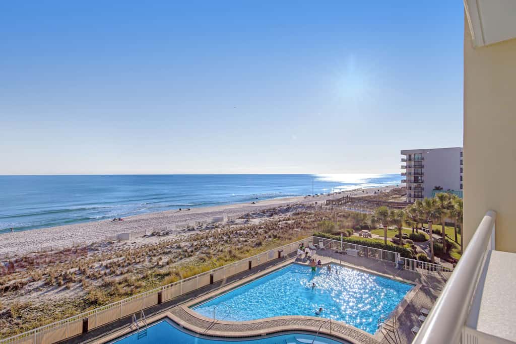Picturesque Gulf-Front Condo Steps To Beach Gulfside Pool & Exercise Room