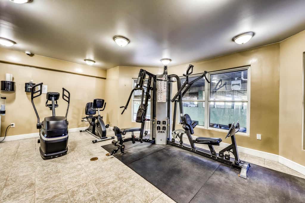 Picturesque Gulf-Front Condo Steps To Beach Gulfside Pool & Exercise Room