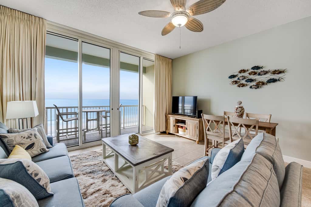 Stunning top-floor condo with balcony, pool, & beach access - great location