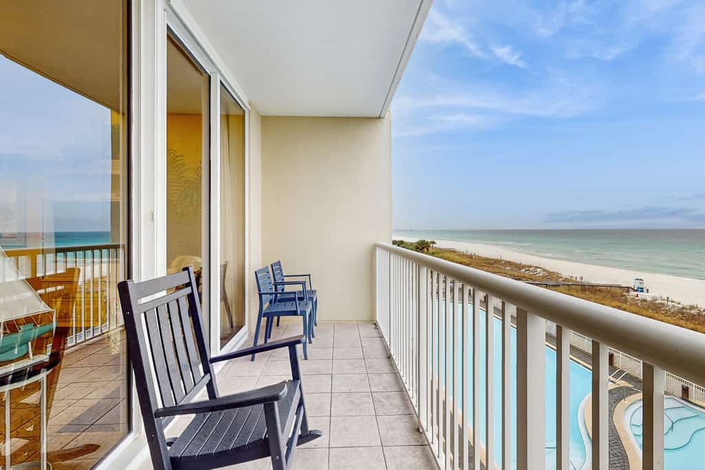 Waters Edge 408